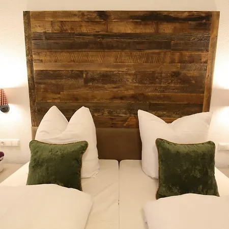 Deutscher Kaiser 4*