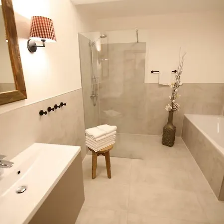 Deutscher Kaiser Apartmán *