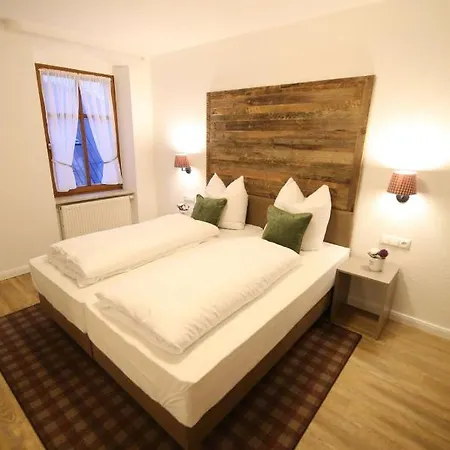 Deutscher Kaiser 4*