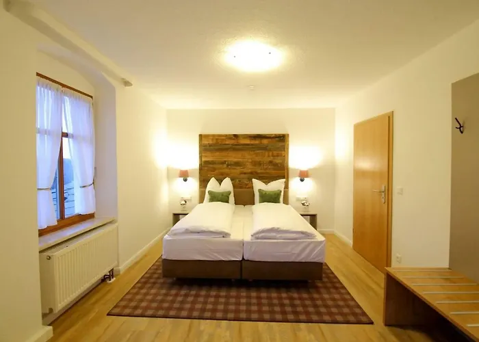 Апартаменты Deutscher Kaiser 4*