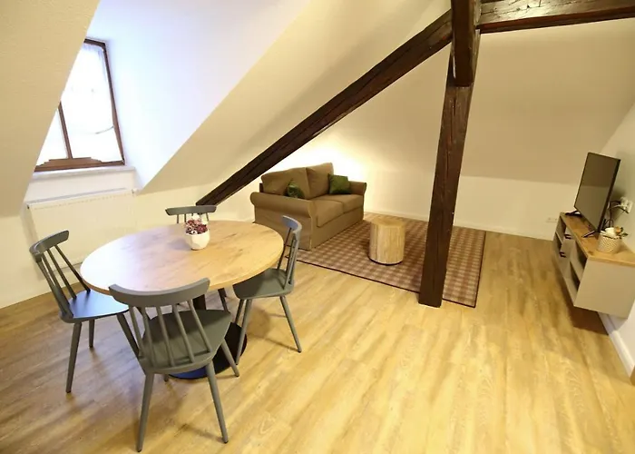 Deutscher Kaiser Appartamento 4*